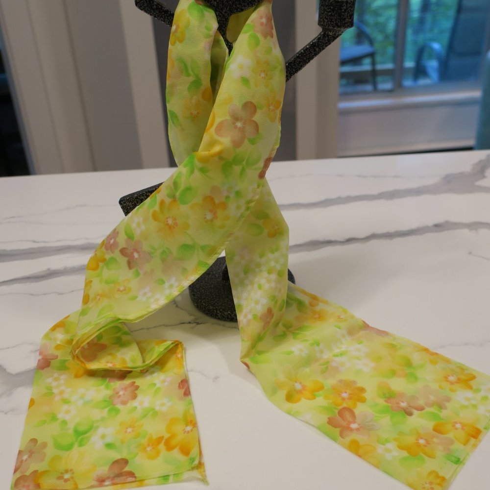 Vintage Retro Floral Sheer Scarf